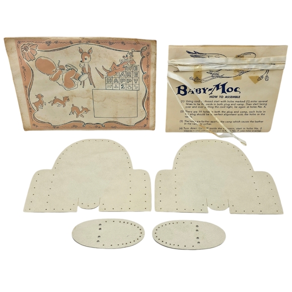 VTG MCM Baby-Mok Baby Ready to‎ Assemble Moccasin Kit White Leather Size Medium - Picture 1 of 7